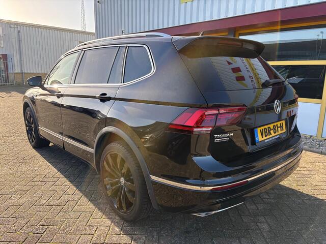 Volkswagen Tiguan 2.0 TDI R-LINE DSG 240 PK LEDER CAMERA