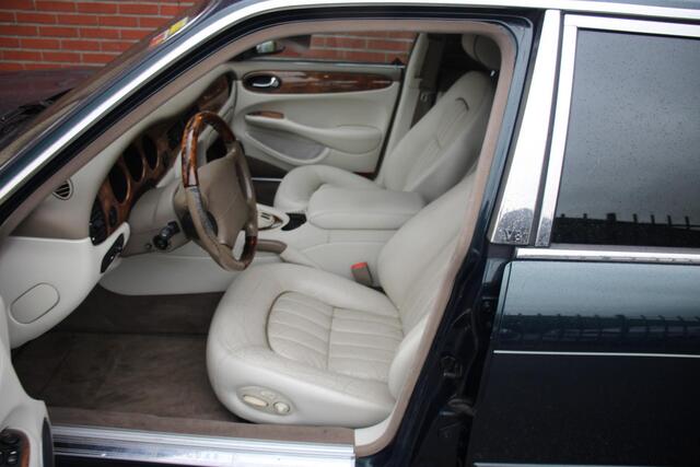 Jaguar XJ 4.0 V8 Sovereign Special Automaat AIRCO LEER VOLL