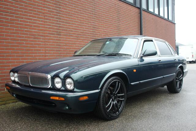 Jaguar XJ 4.0 V8 Sovereign Special Automaat AIRCO LEER VOLL