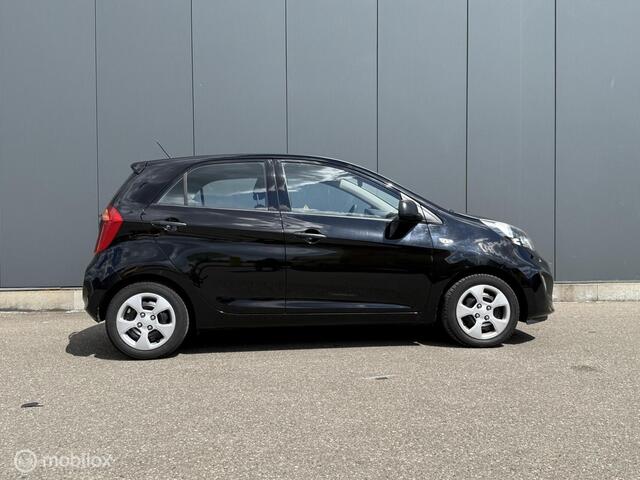 KIA Picanto met maar 48329KM Airco/nwe APK