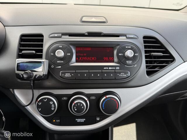 KIA Picanto met maar 48329KM Airco/nwe APK