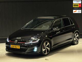 Volkswagen Golf VII