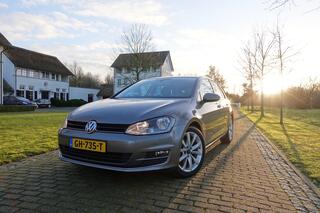 Volkswagen Golf VII