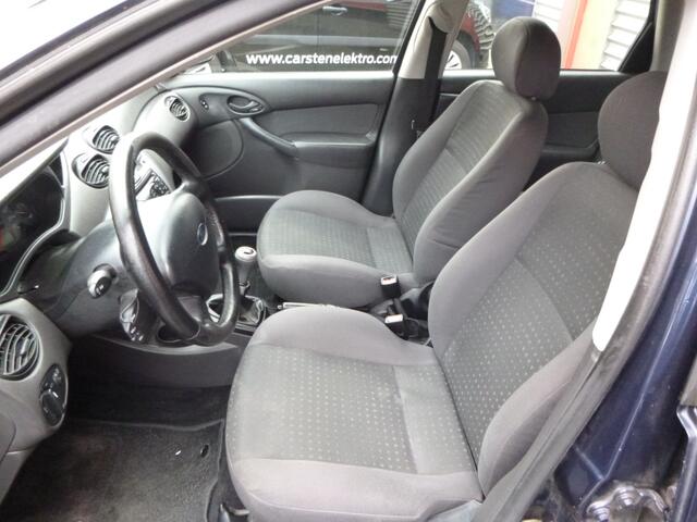 Ford Focus Wagon 1.6, AIRCO,trekhaak, APK 2025,etc.