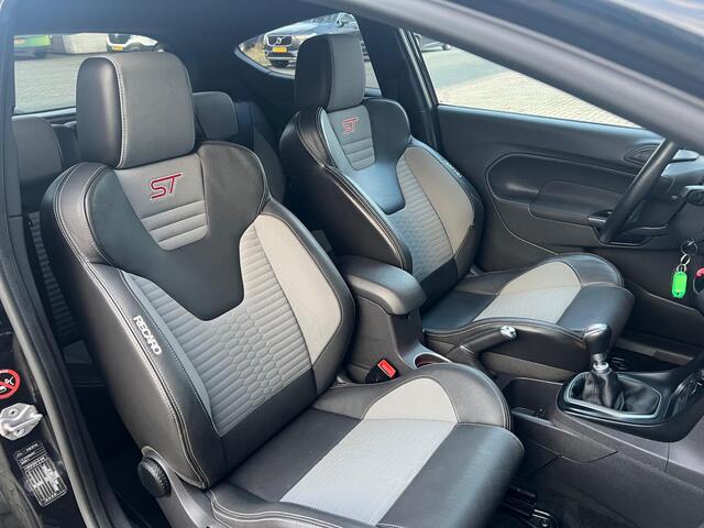 Ford Fiesta 1.6 ST2, Sony, Climate conrol, Sony audio