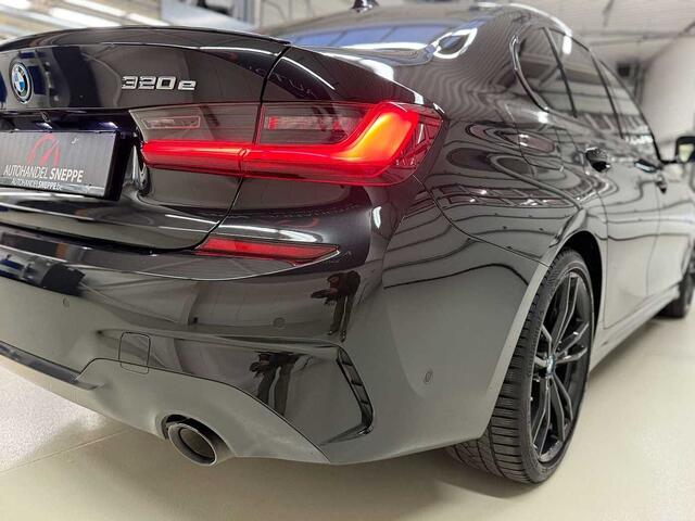 BMW 3-Serie 320e Aut. M Sportpakket/Led/M Shadowline/Enz..
