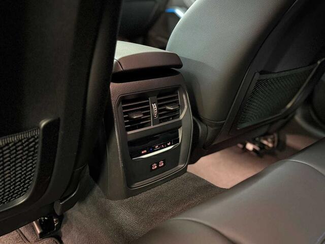 BMW 3-Serie 320e Aut. M Sportpakket/Led/M Shadowline/Enz..