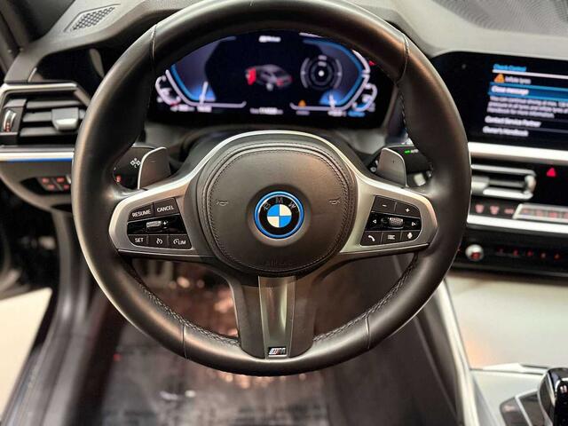 BMW 3-Serie 320e Aut. M Sportpakket/Led/M Shadowline/Enz..