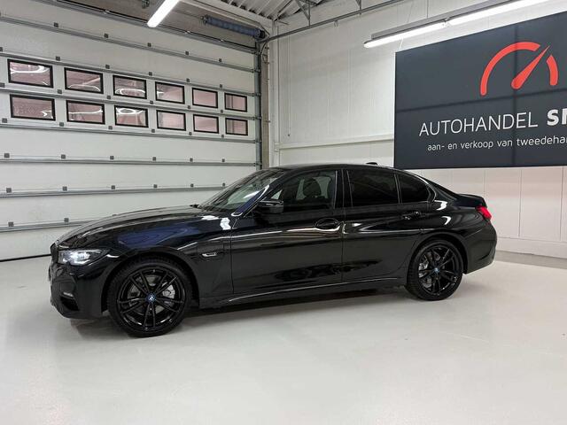 BMW 3-Serie 320e Aut. M Sportpakket/Led/M Shadowline/Enz..