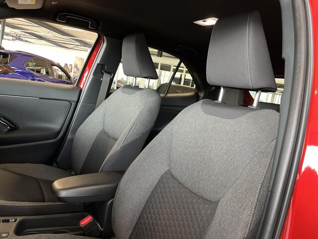 Toyota Yaris Cross 1.5 Hybrid 115 Dynamic | Comfort Pack | Incl. kofferbakmat & dorpelinstaplijsten