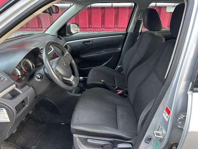 Suzuki Swift 1.2 Comfort EASSS // Airco // Stoelverwarming // 5-Deurs