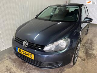 Volkswagen Golf VI