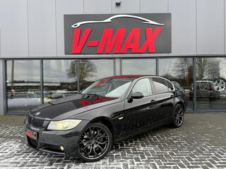 BMW 3-SERIE 325i Sedan Handgeschakeld Climate Xenon Stoelverwarming