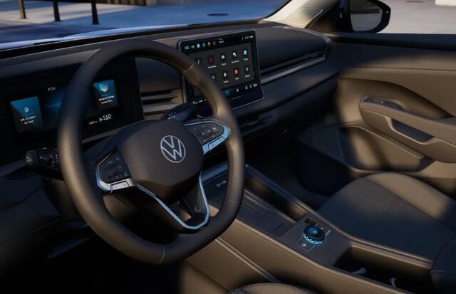 Volkswagen T-ROC 1.5 eTsi Trend First Edition PRIVATE LEASE VANAF � 499,-