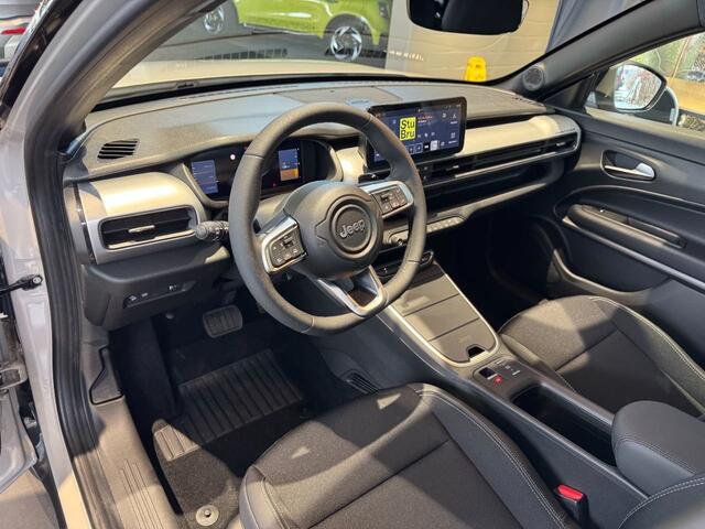Jeep Avenger Altitude 1.2 MHEV