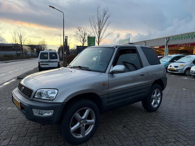 Toyota RAV4 Toyota RAV4 1.8 VVT-i Luna|Benzine|4x4|Schuifdak