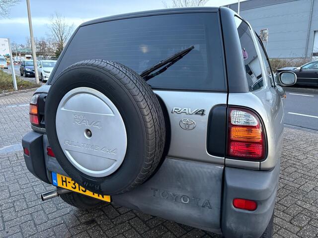Toyota RAV4 Toyota RAV4 1.8 VVT-i Luna|Benzine|4x4|Schuifdak