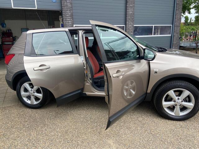 Nissan Qashqai 2.0 Acenta