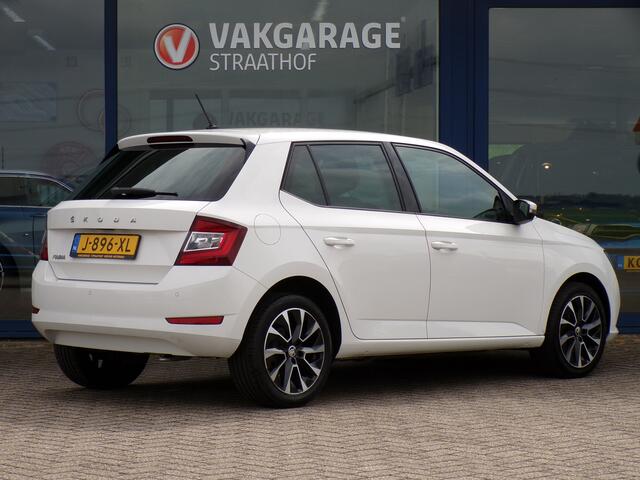 Skoda Fabia 1.0 TSI Business Edition, Carplay + Android Auto / Cruise Control / Navigatie / Sensoren / 16'' LMV