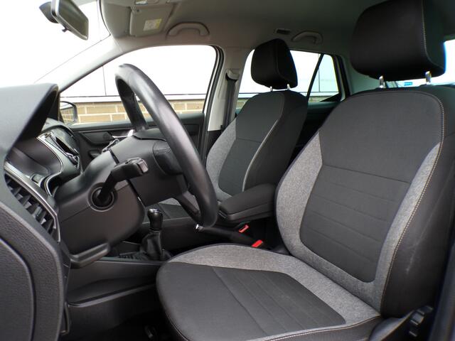 Skoda Fabia 1.0 TSI Business Edition, Carplay + Android Auto / Cruise Control / Navigatie / Sensoren / 16'' LMV