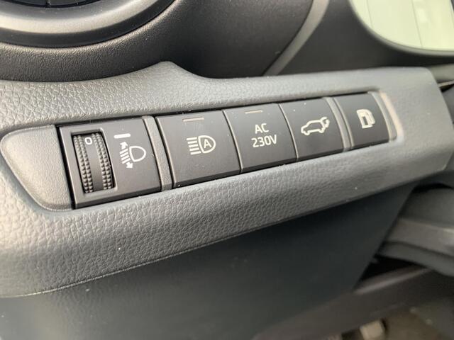 Toyota C-HR 2.0 Plug-in Hybrid 220 GR SPORT