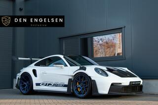 PORSCHE 911 4.0 GT3 RS | Weissach | Keramische PCCB | Lift | Exclusive Manufaktur | Bose Sound | Full Xpel PPF | Sport Chrono | PDLS+ Black | 525PK | Alcantara | Carbon | BTW | 992 | GT3RS | Clubsport pakket | Camera | Sfeerverlichting | Apple & Android Carplay | 202