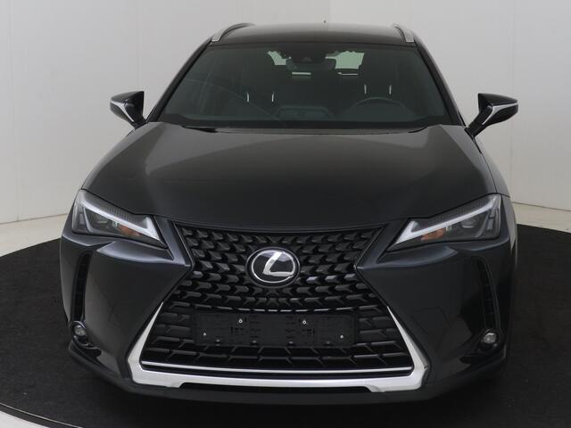 Lexus UX 250h Business Line | Achteruitrijcamera | Keyless entry | Dodehoek detector |