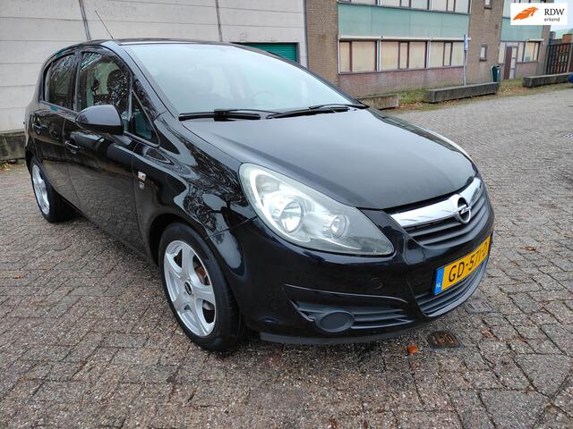 Opel Corsa 1.2. Automaat  let op: olieverbruik