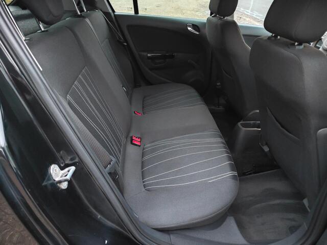 Opel Corsa 1.2. Automaat  let op: olieverbruik