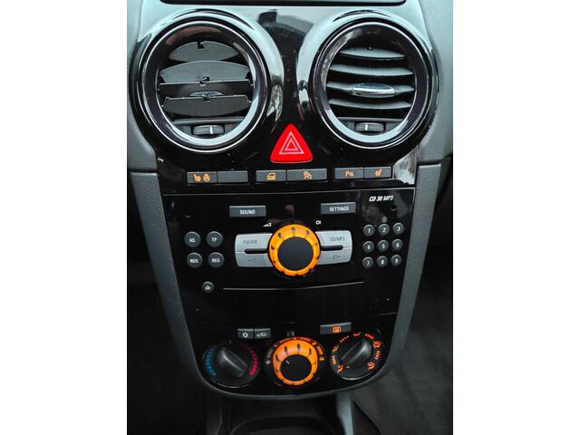 Opel Corsa 1.2. Automaat  let op: olieverbruik