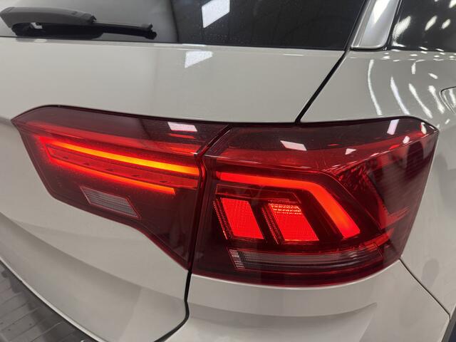 Volkswagen T-ROC 1.5 150pkTSI Style | 1e EIG. / NAVI / STOELMASAGE / FULL LED /