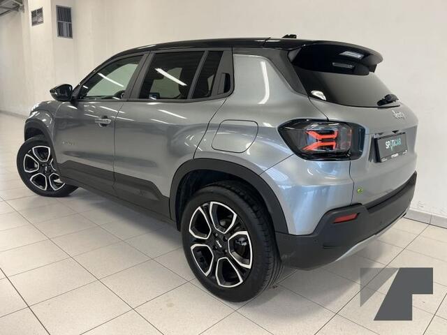 Jeep Avenger Summit Mild-Hybrid