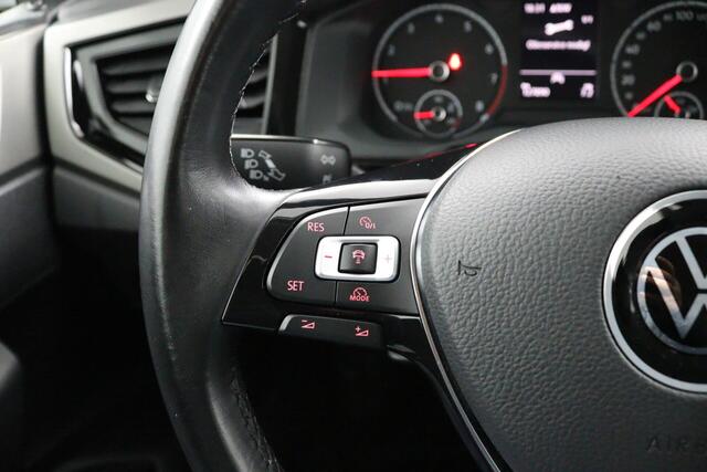 Volkswagen Polo 1.0 TSI Comfortline | Camera | CarPlay |