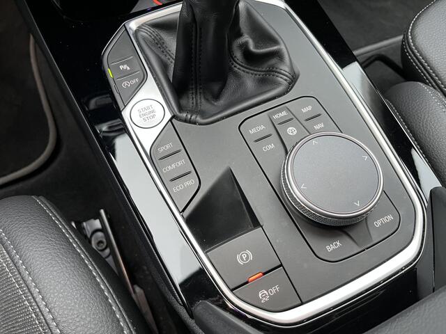 BMW 1-Serie 118i Business Edition | DEALER OH | CARPLAY | CLIMA | CRUISE | NAVI | PDC V&A | VIRTUAL COCKPIT