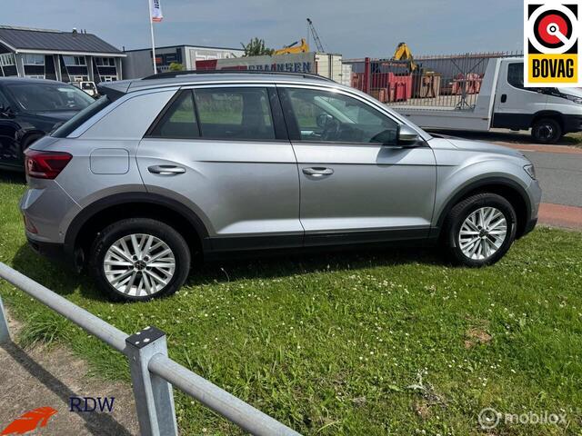 Volkswagen T-ROC 1.5 TSI STYLE AUTOMAAT/CARPLAY/CRUISECONTR.
