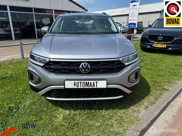 Volkswagen T-ROC 1.5 TSI STYLE AUTOMAAT/CARPLAY/CRUISECONTR.