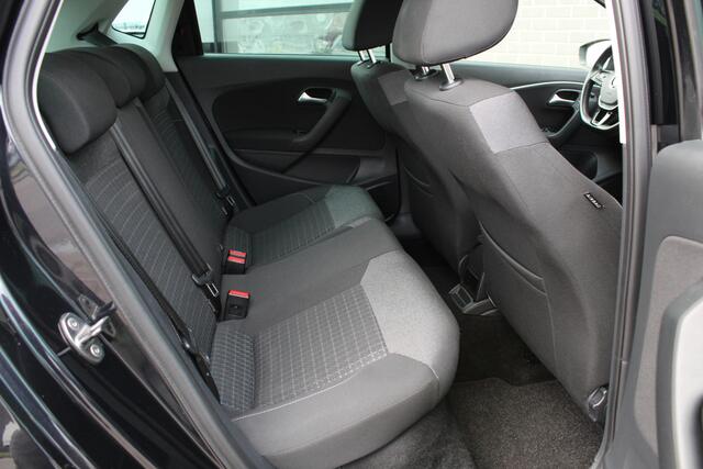 Volkswagen Polo 1.2 TSI Edition R / Navigatie / Clima / N.A.P.