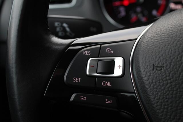 Volkswagen Polo 1.2 TSI Edition R / Navigatie / Clima / N.A.P.