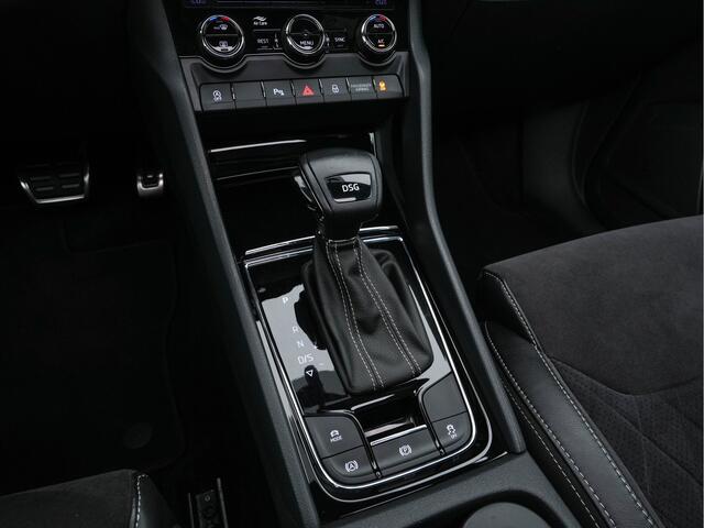 Skoda Kodiaq 1.5 TSI Sportline Business INCL-BTW Aut. PANO | LEATHER-MICROFIBRE | FULL-LED | MEMORY-PACK | DIGI-COCKPIT | NAVI-FULLMAP | CAMERA | DAB+ | AMB