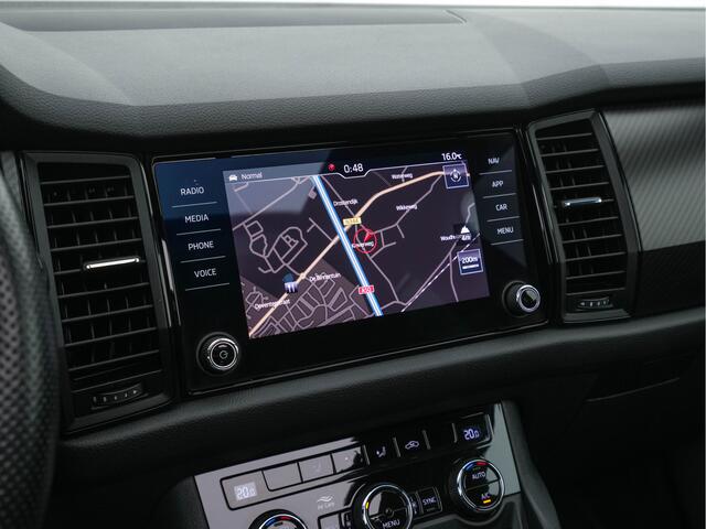 Skoda Kodiaq 1.5 TSI Sportline Business INCL-BTW Aut. PANO | LEATHER-MICROFIBRE | FULL-LED | MEMORY-PACK | DIGI-COCKPIT | NAVI-FULLMAP | CAMERA | DAB+ | AMB