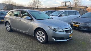 Opel Insignia Sports Tourer (2008 - 2017)