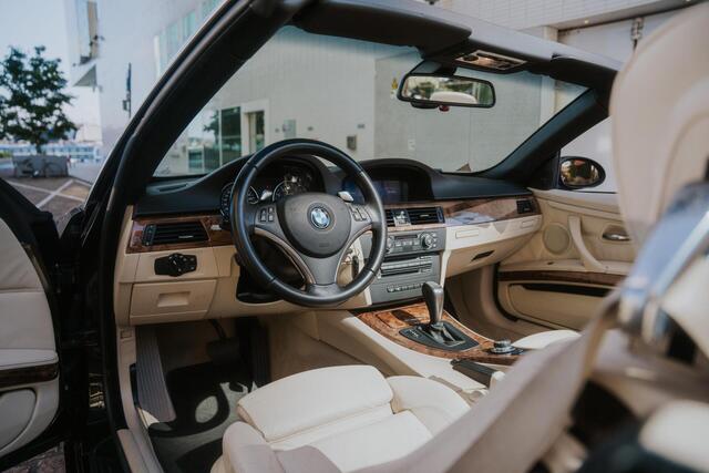 BMW 3-Serie Cabrio 335i High Executive youngtimer