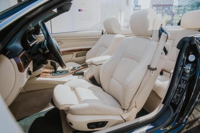 BMW 3-Serie Cabrio 335i High Executive youngtimer