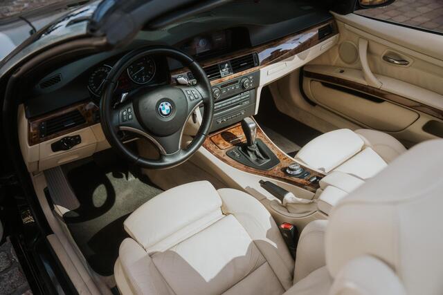 BMW 3-Serie Cabrio 335i High Executive youngtimer