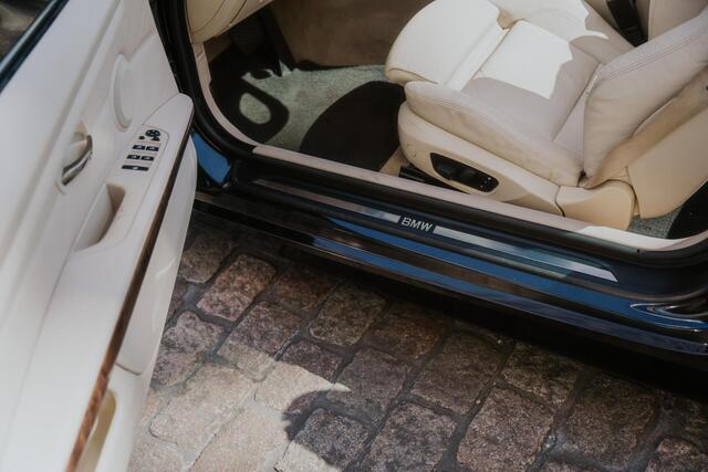 BMW 3-Serie Cabrio 335i High Executive youngtimer