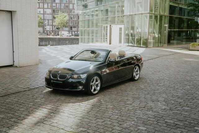BMW 3-Serie Cabrio 335i High Executive youngtimer
