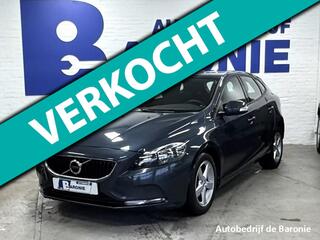 VOLVO V40 2.0 D2 Momentum