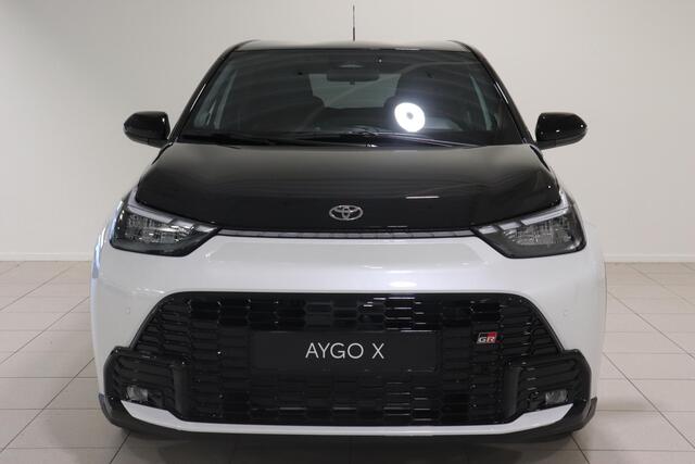 Toyota Aygo X Hybrid 115 GR Sport, JBL, Stoelverwarming, Sensoren, Apple Carplay/Android Auto, Inruilpremie �1.500,-