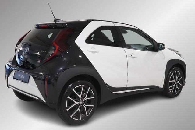 Toyota Aygo X Hybrid 115 GR Sport, JBL, Stoelverwarming, Sensoren, Apple Carplay/Android Auto, Inruilpremie �1.500,-