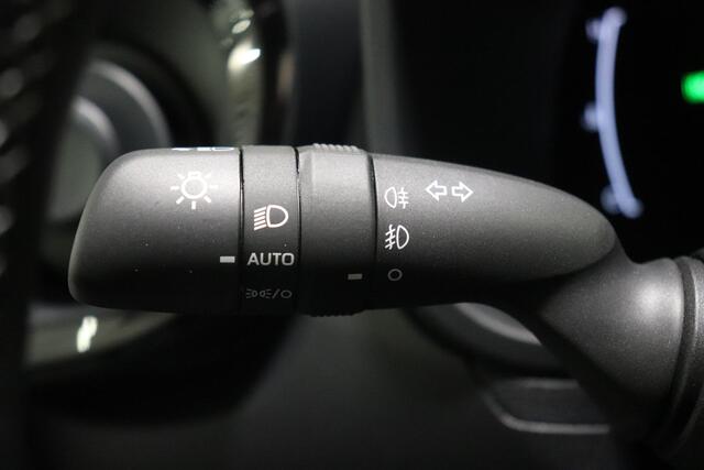 Toyota Aygo X Hybrid 115 GR Sport, JBL, Stoelverwarming, Sensoren, Apple Carplay/Android Auto, Inruilpremie �1.500,-